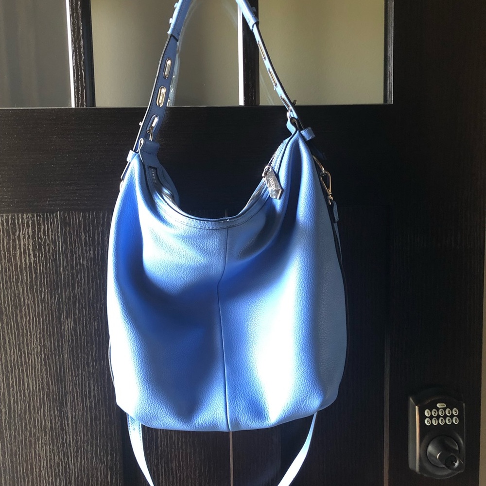 Beautiful blue Reed purse. Like new.